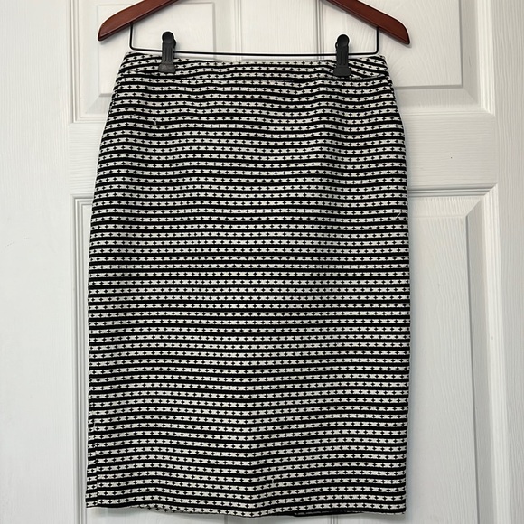 Merona Dresses & Skirts - Merona pencil skirt